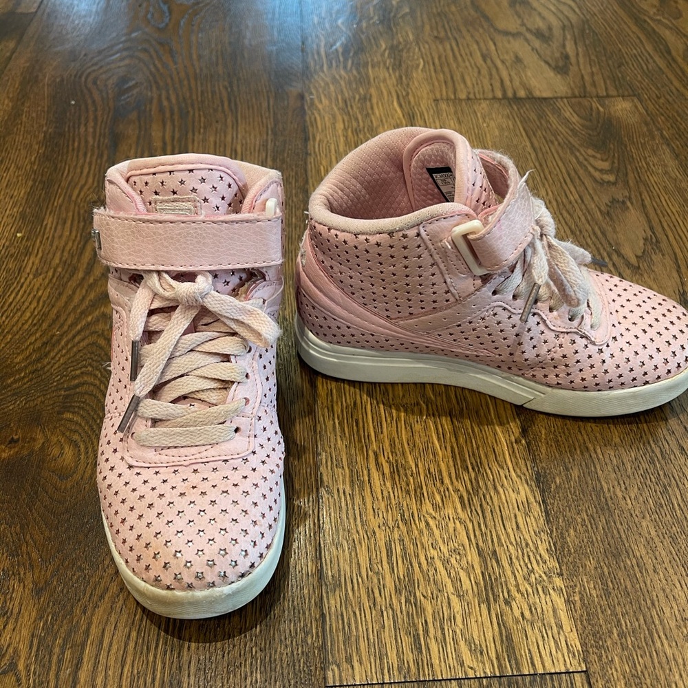 Light Pink Fila High stops